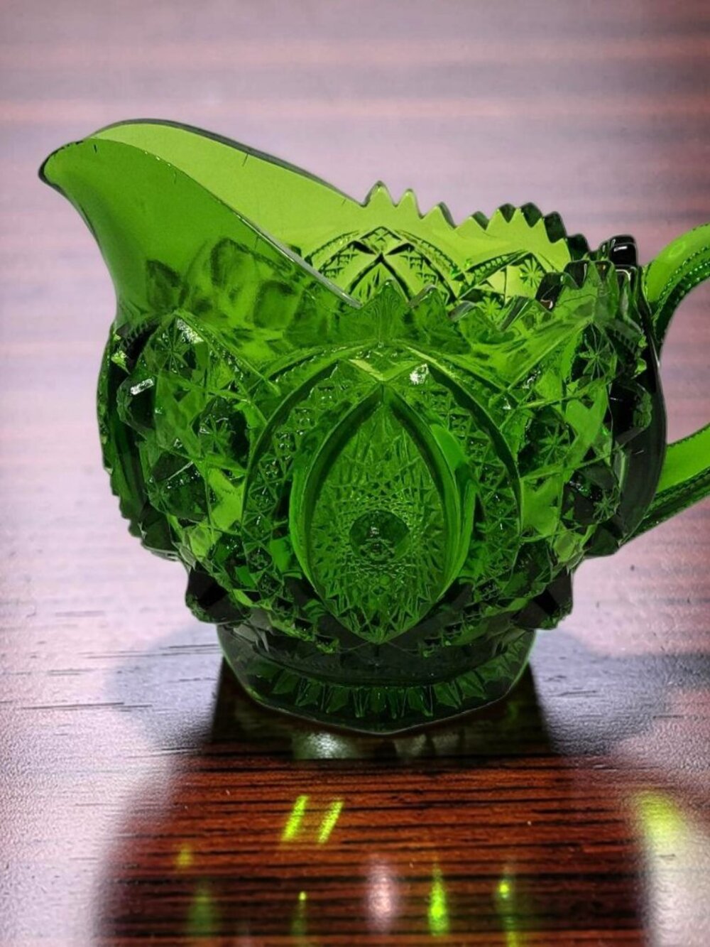 vintage 1960's-1970's indiana pressed glass green beautifully decorated creamer - Picture 8 of 12
